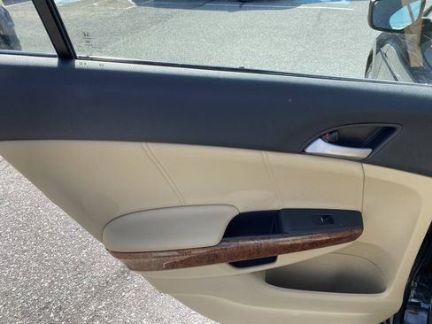 Used 2012 Honda Accord EX-L image 13