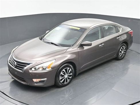 Used 2013 Nissan Altima 2.5 S image 29
