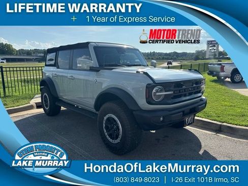 Used 2023 Ford Bronco Outer Banks w/ Sasquatch Package AWD/4WD image 1