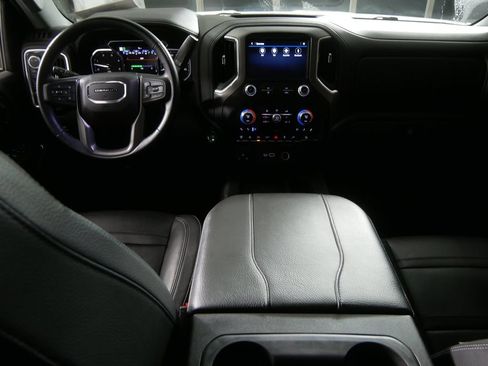 Used 2023 GMC Sierra 3500 Denali w/ Technology Package AWD/4WD image 25