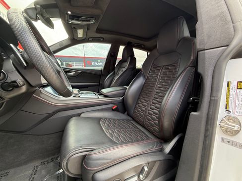 Used 2020 Audi RS Q8 w/ Carbon Optic Package AWD/4WD image 19