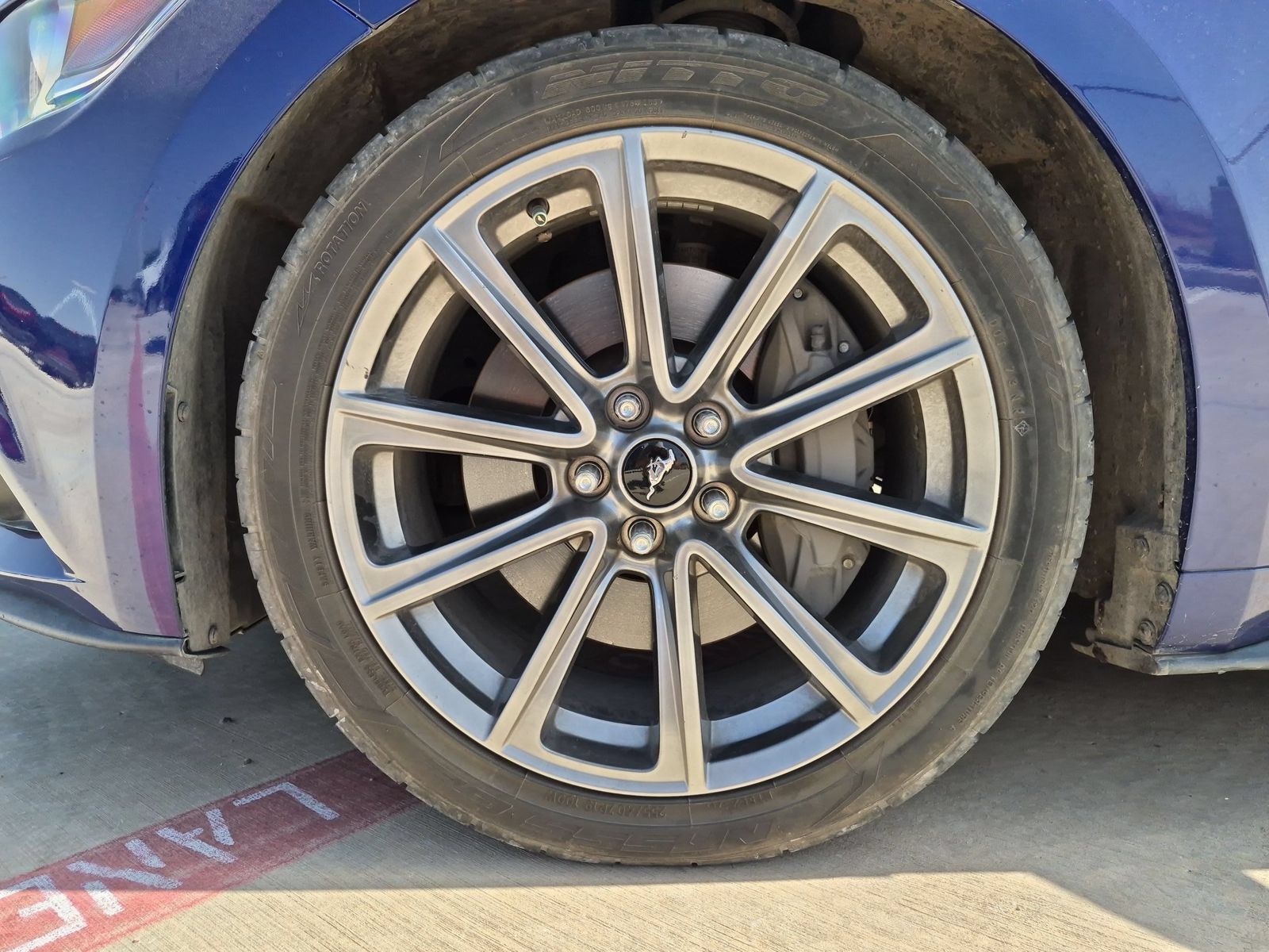 Used 2015 Ford Mustang GT Premium RWD image 26