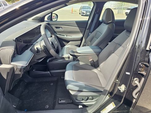 New 2026 Nissan Leaf Platinum+ FWD image 18