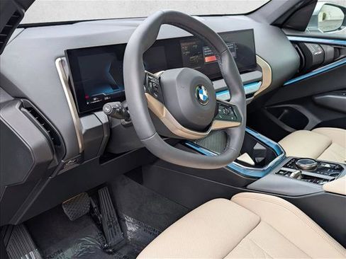 Used 2025 BMW X3 xDrive30i w/ Convenience Package image 10