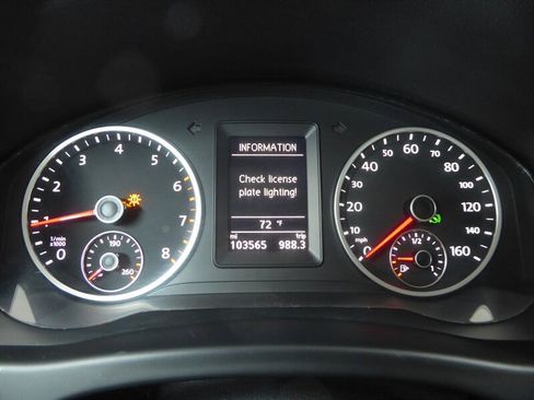 Used 2013 Volkswagen Tiguan S FWD image 12