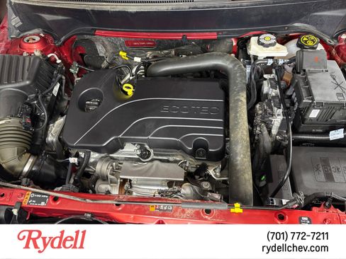 Used 2023 GMC Terrain SLE w/ Driver Convenience Package image 19