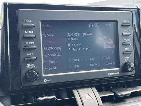 Used 2022 Toyota RAV4 XLE FWD image 28