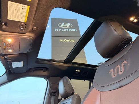 Used 2023 Ford Explorer King Ranch w/ Technology Package image 2