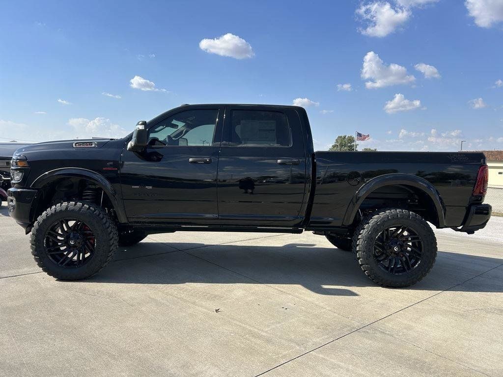 New 2025 RAM 2500 Big Horn AWD/4WD image 39