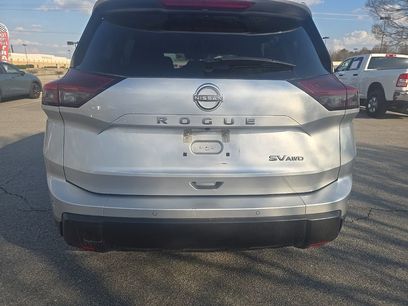 Used 2024 Nissan Rogue SV