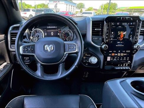 Used 2023 RAM 1500 Laramie AWD/4WD image 8