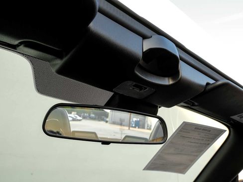 Used 2020 MAZDA MX-5 Miata Club image 30