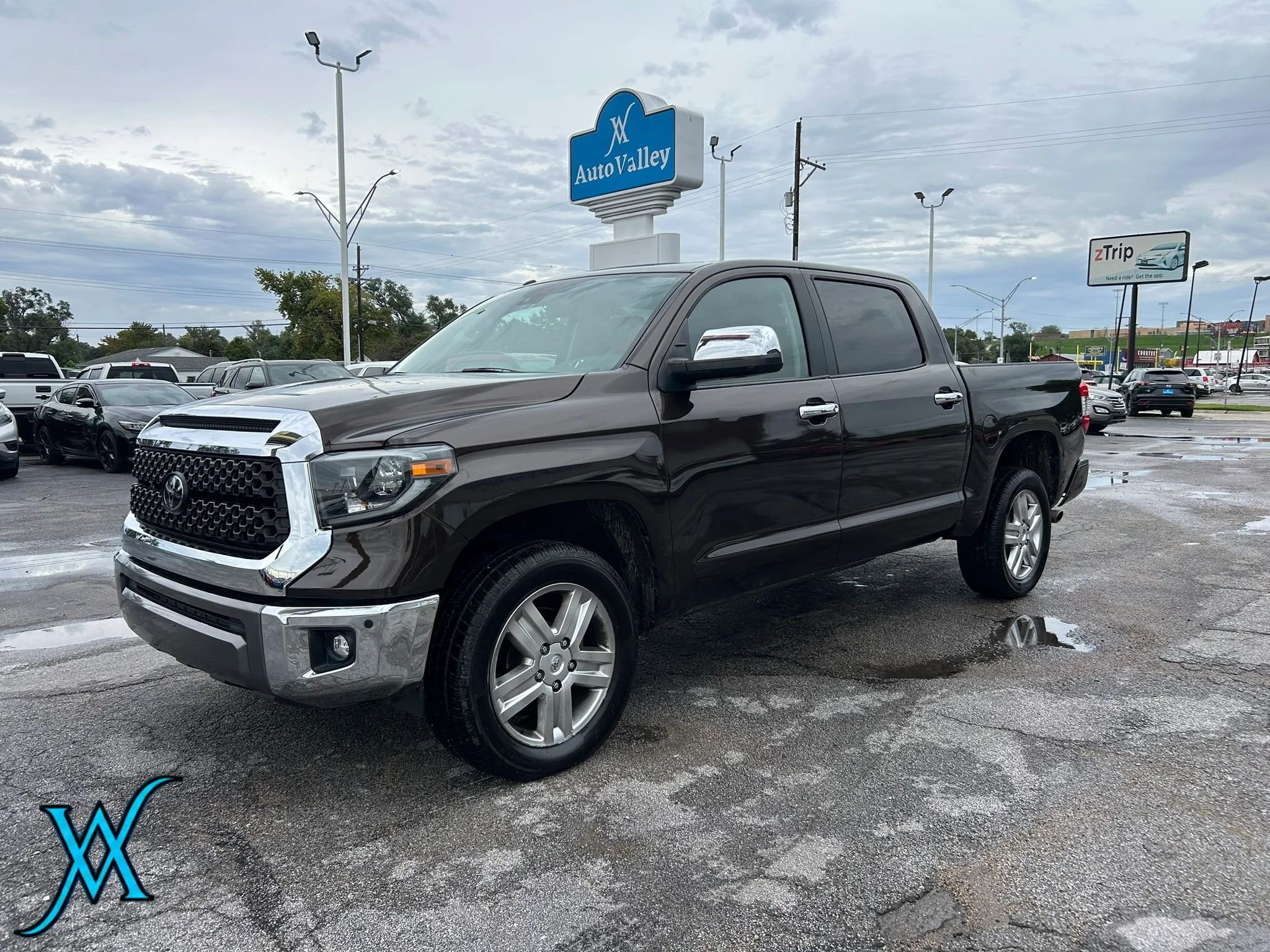 Used 2019 Toyota Tundra 1794 Edition AWD/4WD image 3