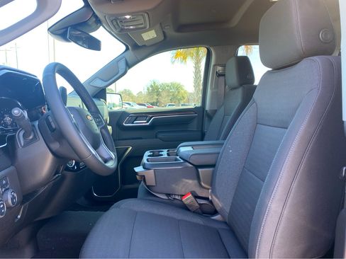 New 2025 Chevrolet Silverado 1500 LT image 13