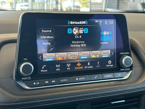 Used 2024 Nissan Rogue SV FWD image 21