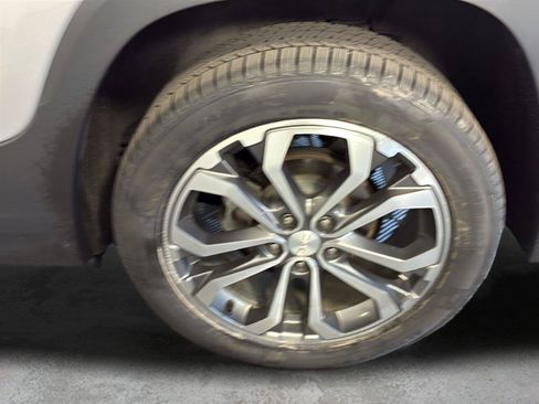 Used 2019 GMC Terrain SLT FWD image 13