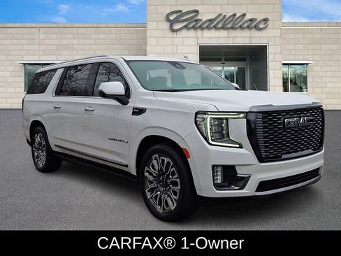 Used 2023 GMC Yukon XL Denali Ultimate w/ LPO, Floor Liner Package image 2