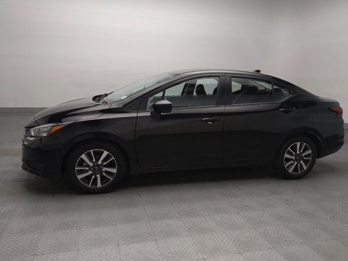 Used 2025 Nissan Versa SV FWD image 2