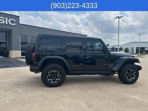 Used 2023 Jeep Wrangler Unlimited Rubicon 4xe w/ Cold Weather Group AWD/4WD image 17