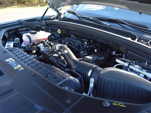 Used 2024 Jeep Grand Cherokee Altitude image 39