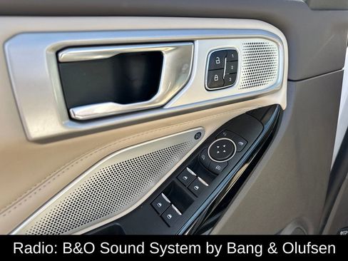 Used 2022 Ford Explorer Platinum w/ Equipment Group 601A image 15