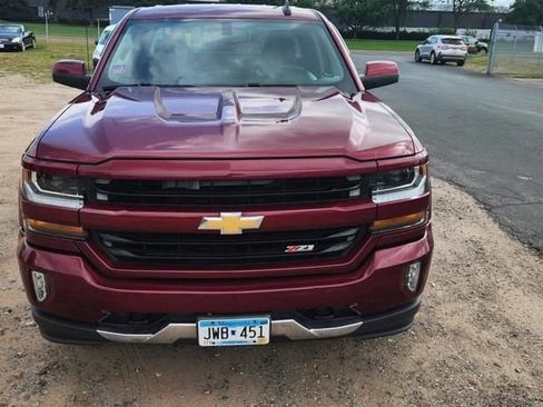 Used 2017 Chevrolet Silverado 1500 LT w/ All Star Edition AWD/4WD image 2