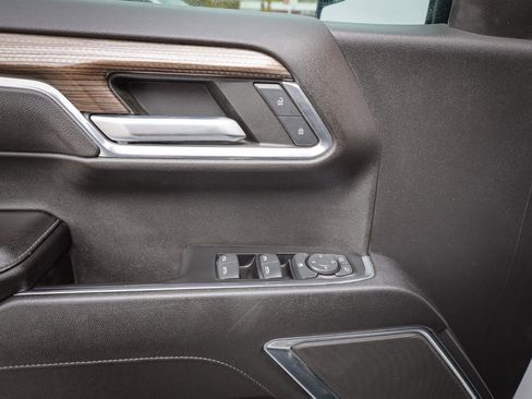 Used 2023 Chevrolet Silverado 1500 RST w/ Z71 Off-Road Package image 16