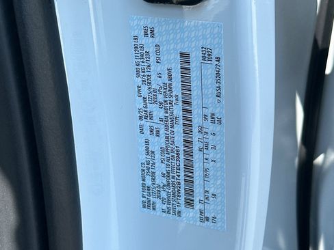 New 2026 Ford F250 Lariat w/ Black Appearance Package image 27