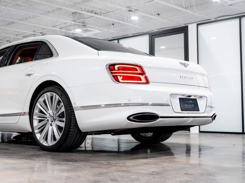 Used 2023 Bentley Flying Spur W12 AWD/4WD image 22
