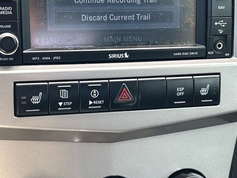 Used 2009 Chrysler Sebring Limited FWD image 30