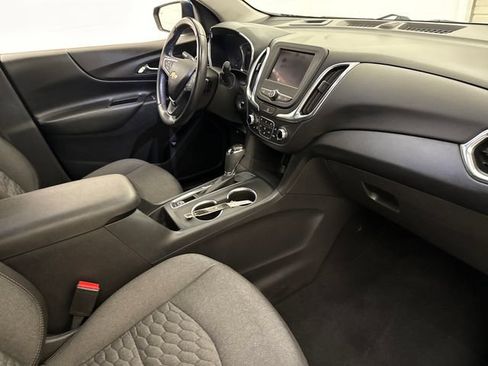 Used 2020 Chevrolet Equinox LT FWD image 28