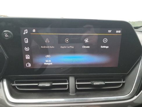 Used 2025 Chevrolet Trax ACTIV w/ Sunroof Package FWD image 14