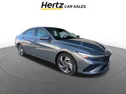 Used 2025 Hyundai Elantra Limited