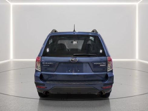 Used 2013 Subaru Forester 2.5X Premium w/ All-Weather Plus Pkg AWD/4WD image 4