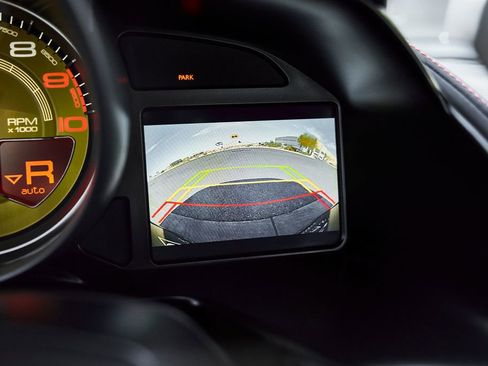 Used 2020 Ferrari 812 Superfast RWD image 67
