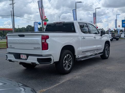 Used 2024 Chevrolet Silverado 1500 High Country AWD/4WD image 7