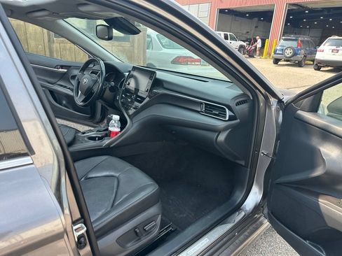 Used 2021 Toyota Camry XSE FWD image 24