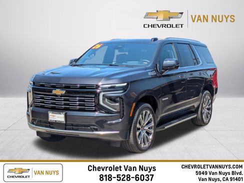 Used 2026 Chevrolet Tahoe High Country w/ Sun And Tow Package AWD/4WD image 1