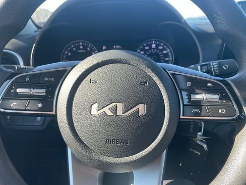 Used 2024 Kia Forte LXS image 11