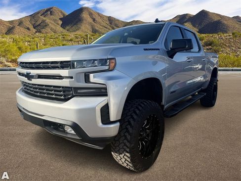 Used 2020 Chevrolet Silverado 1500 RST w/ RST Value Package image 2