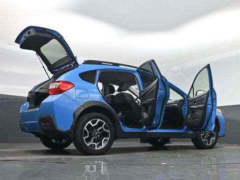 Used 2016 Subaru Crosstrek 2.0i Limited w/ Popular Package #2 image 52