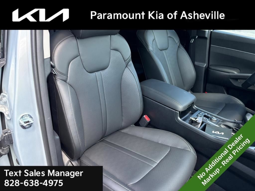 New 2026 Kia Sorento S FWD image 22