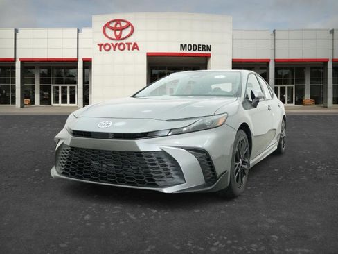 New 2026 Toyota Camry SE AWD/4WD image 7