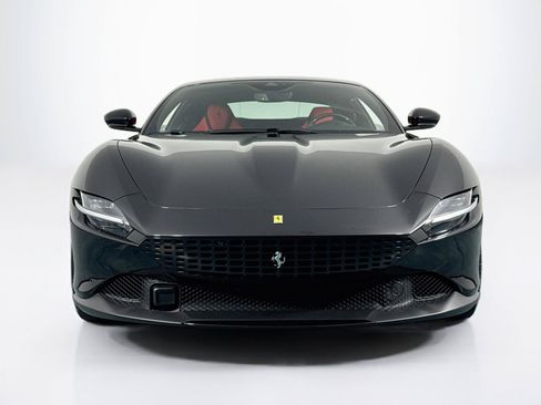 Used 2022 Ferrari Roma RWD image 2