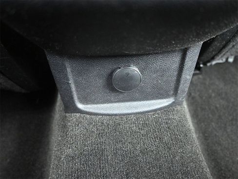 Used 2019 Ford Fusion SE image 14