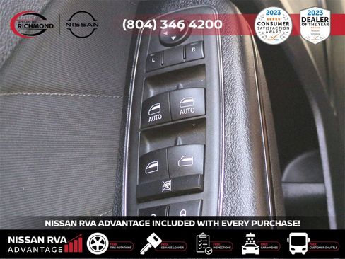 Used 2022 Dodge Charger GT w/ Blacktop Package image 21