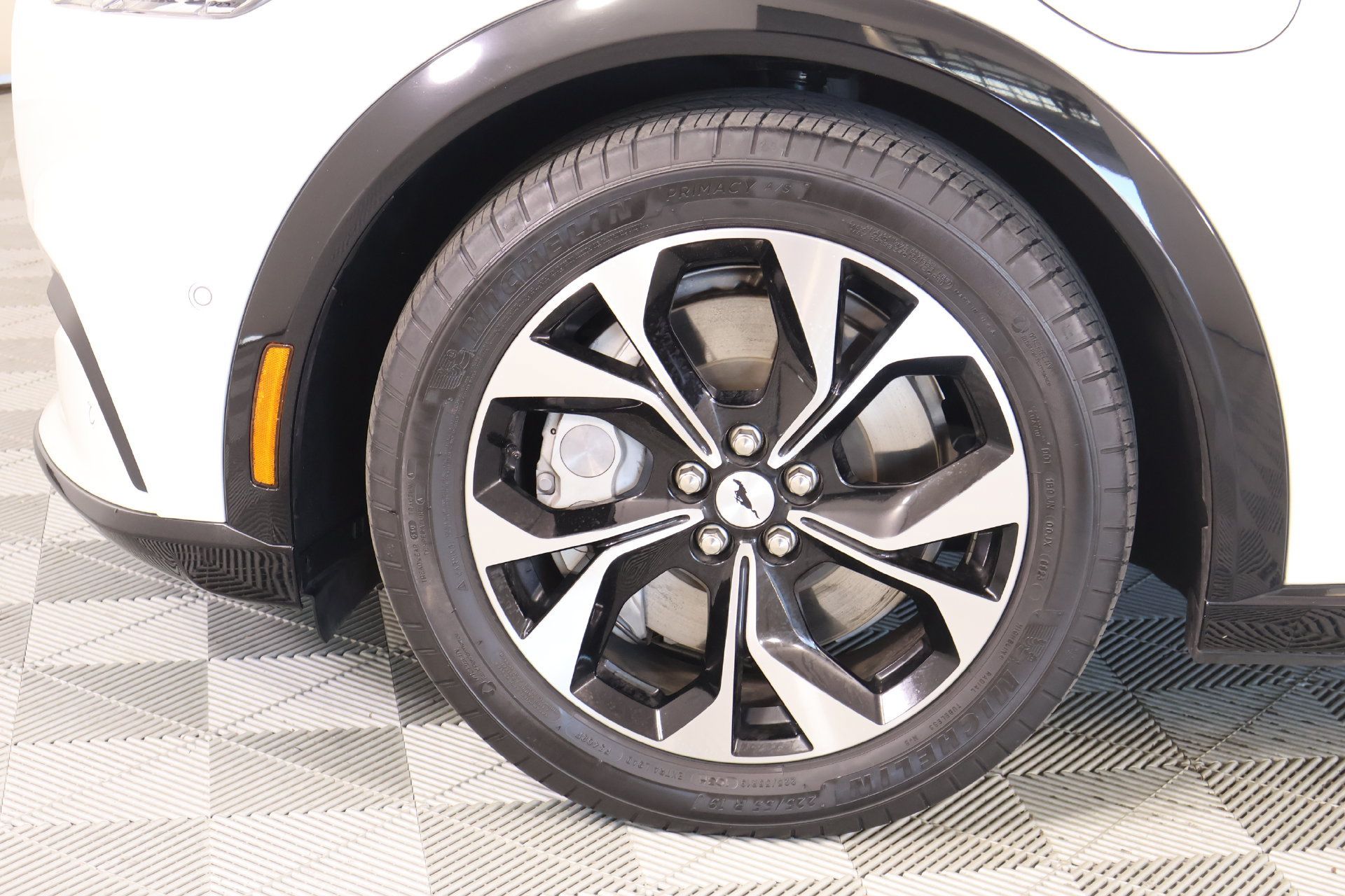 Used 2023 Ford Mustang Mach-E Premium RWD image 19