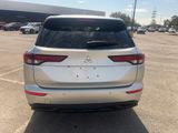Used 2022 Mitsubishi Outlander ES image 4