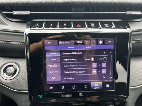 New 2025 Jeep Grand Cherokee L Laredo image 30