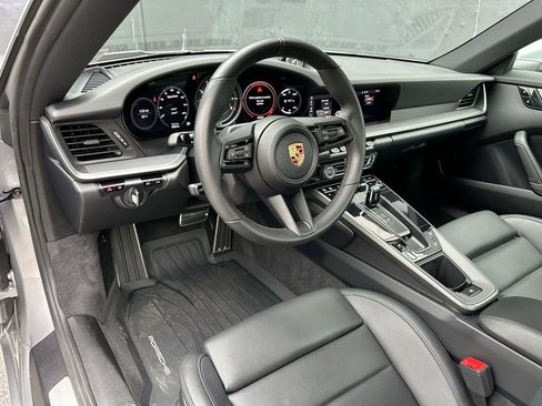 Certified 2020 Porsche 911 Carrera 4S AWD/4WD image 17